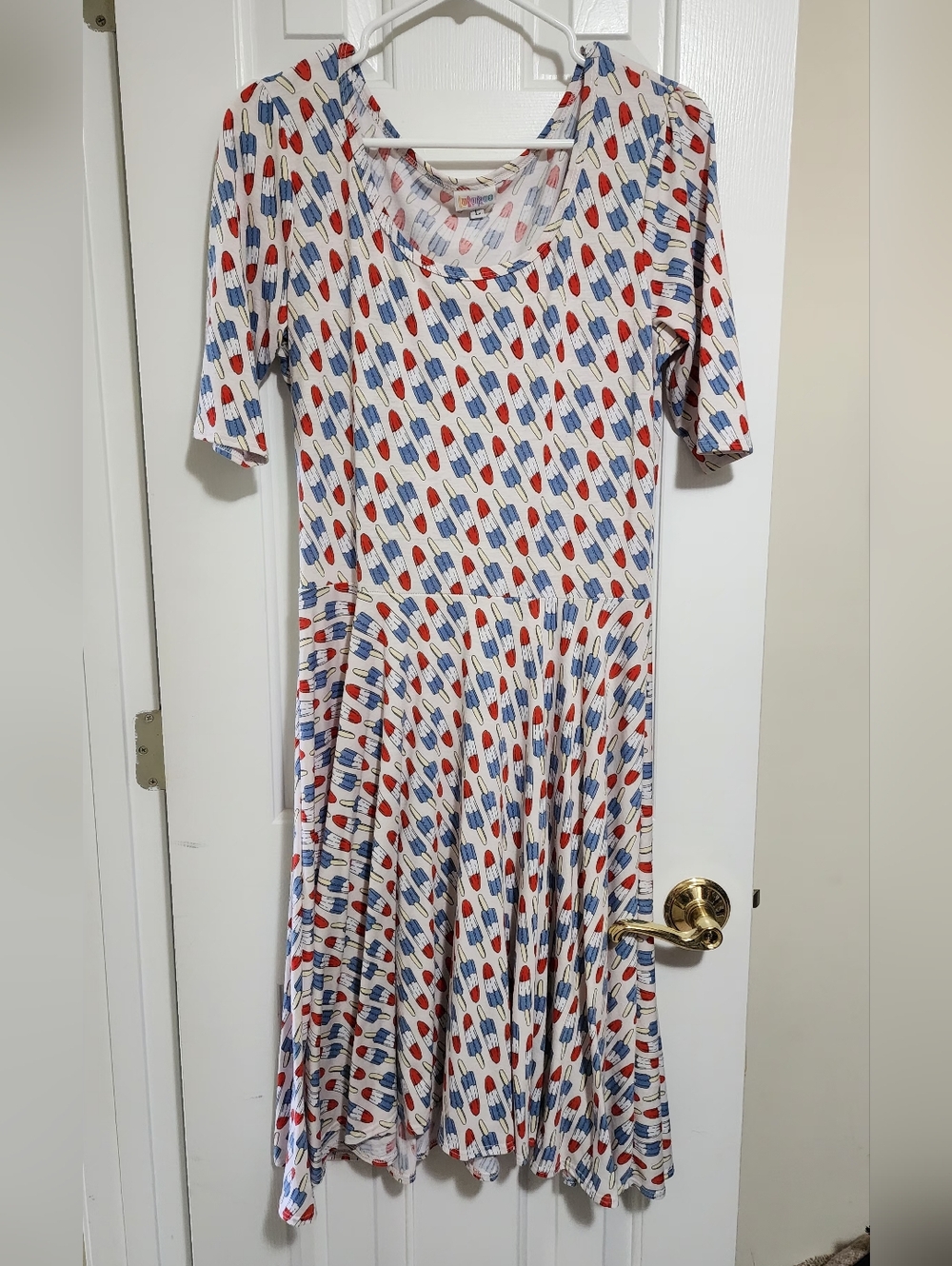Women's Large White Dress with Red & Blue Print Bombpops Lularoe Nicole